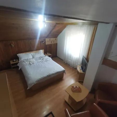 Pensiunea Fara Nume * Buşteni